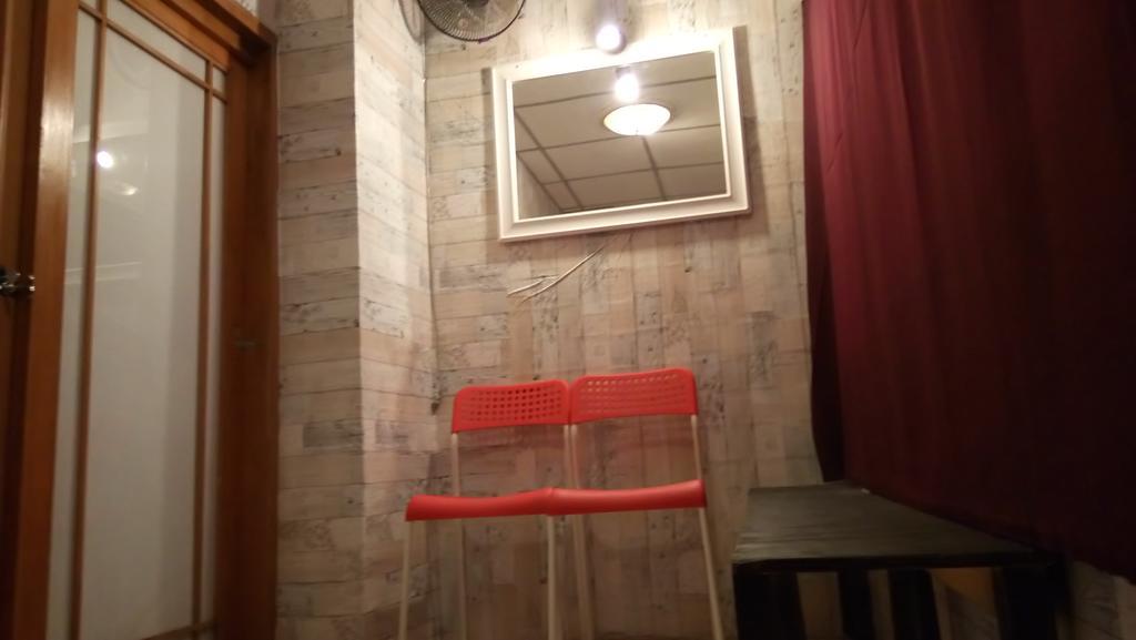 E&G Guest House Bangkok Extérieur photo