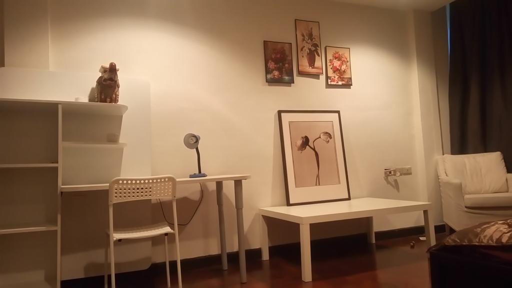 E&G Guest House Bangkok Extérieur photo