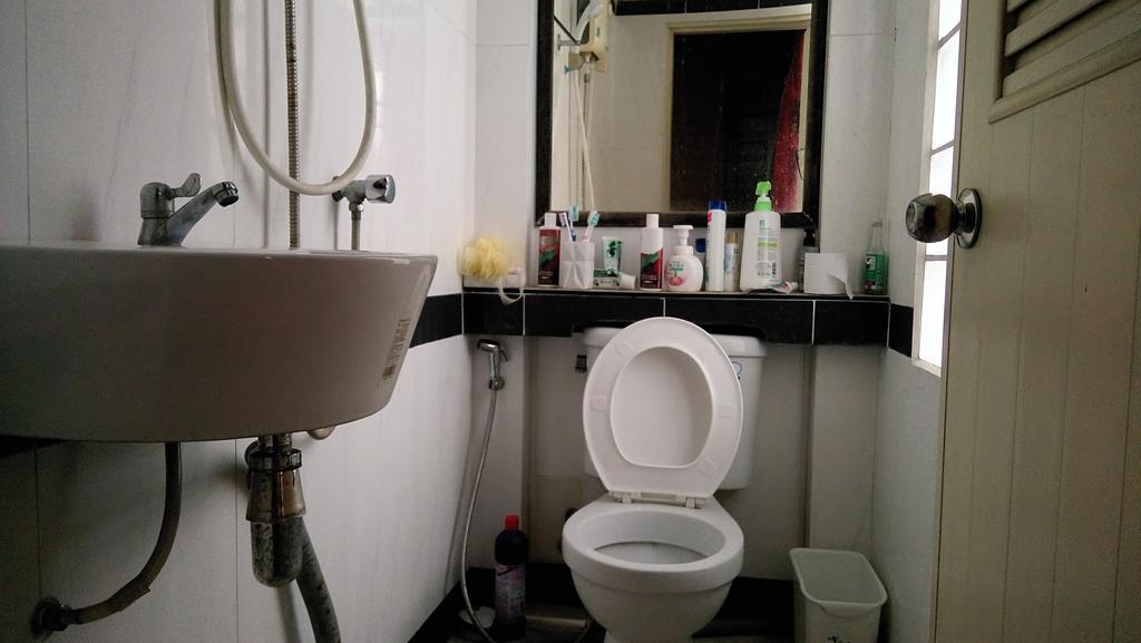 E&G Guest House Bangkok Extérieur photo